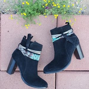 Callisto Tassel Boho Black Suede Booties  Western Size 5